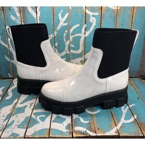 NEW Circus by Sam Edelman Davina White Chunky Heel Round Toe Pull On Boot Sz 10
